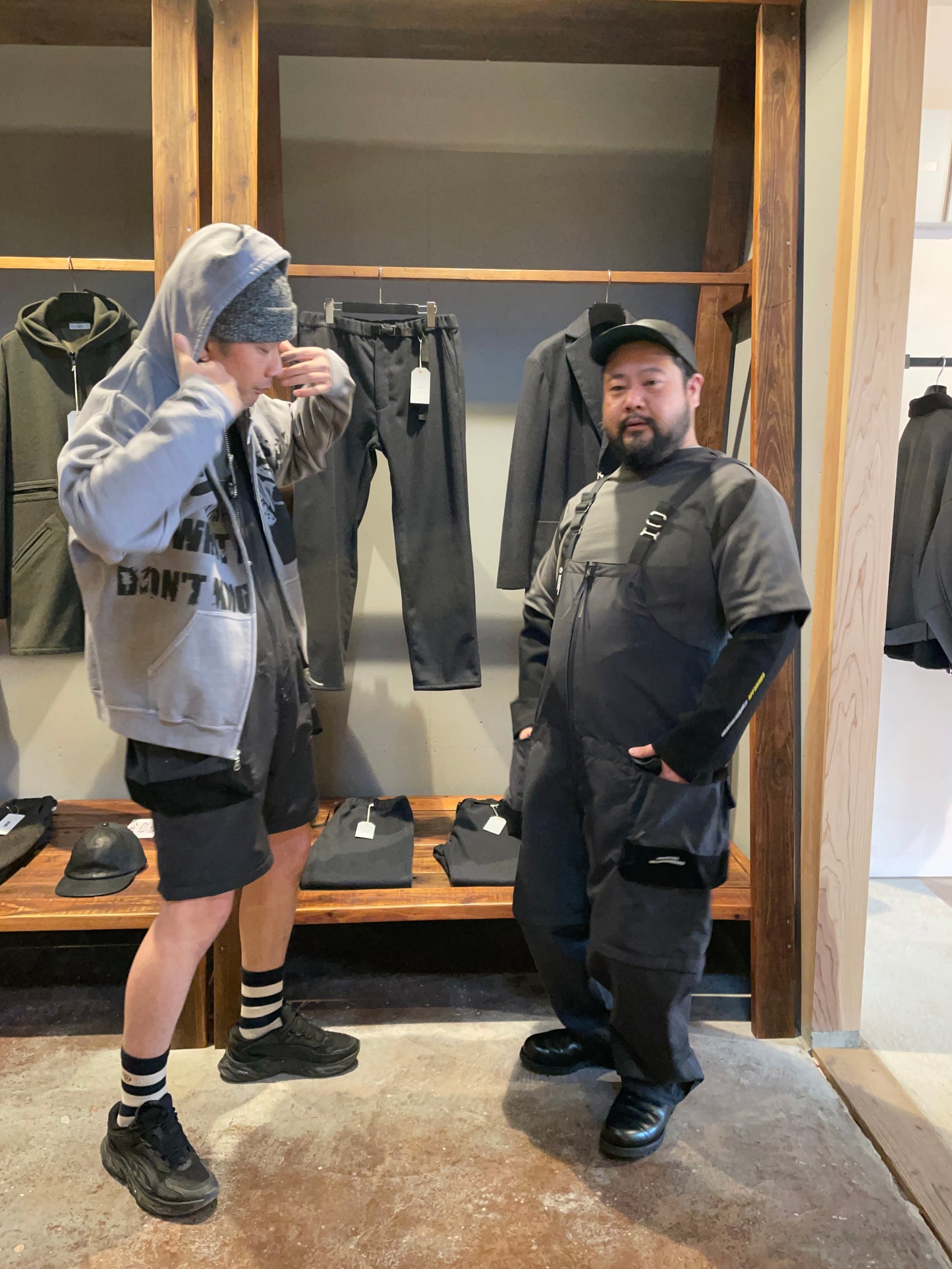 MOUNTAIN RESEARCH Three