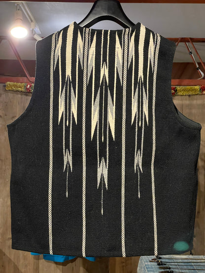 CENTINELA TRADITIONAL ARTS CHIMAYO VEST