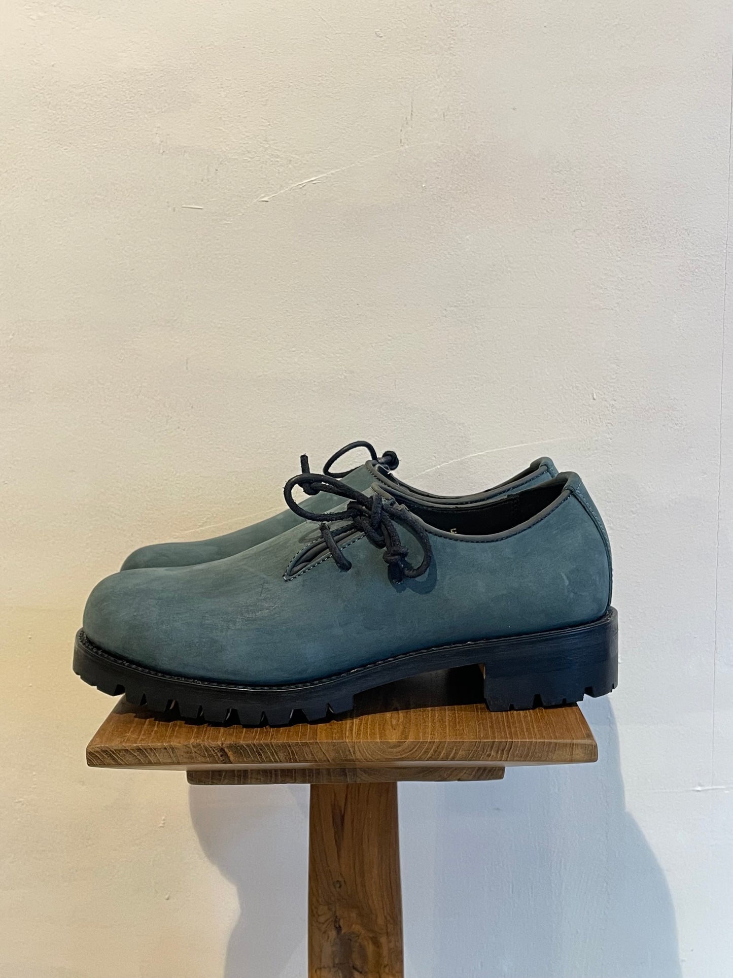 NORIEI
SIDE LACE SHOES (UNFINISHED OILED CORDOVAN)