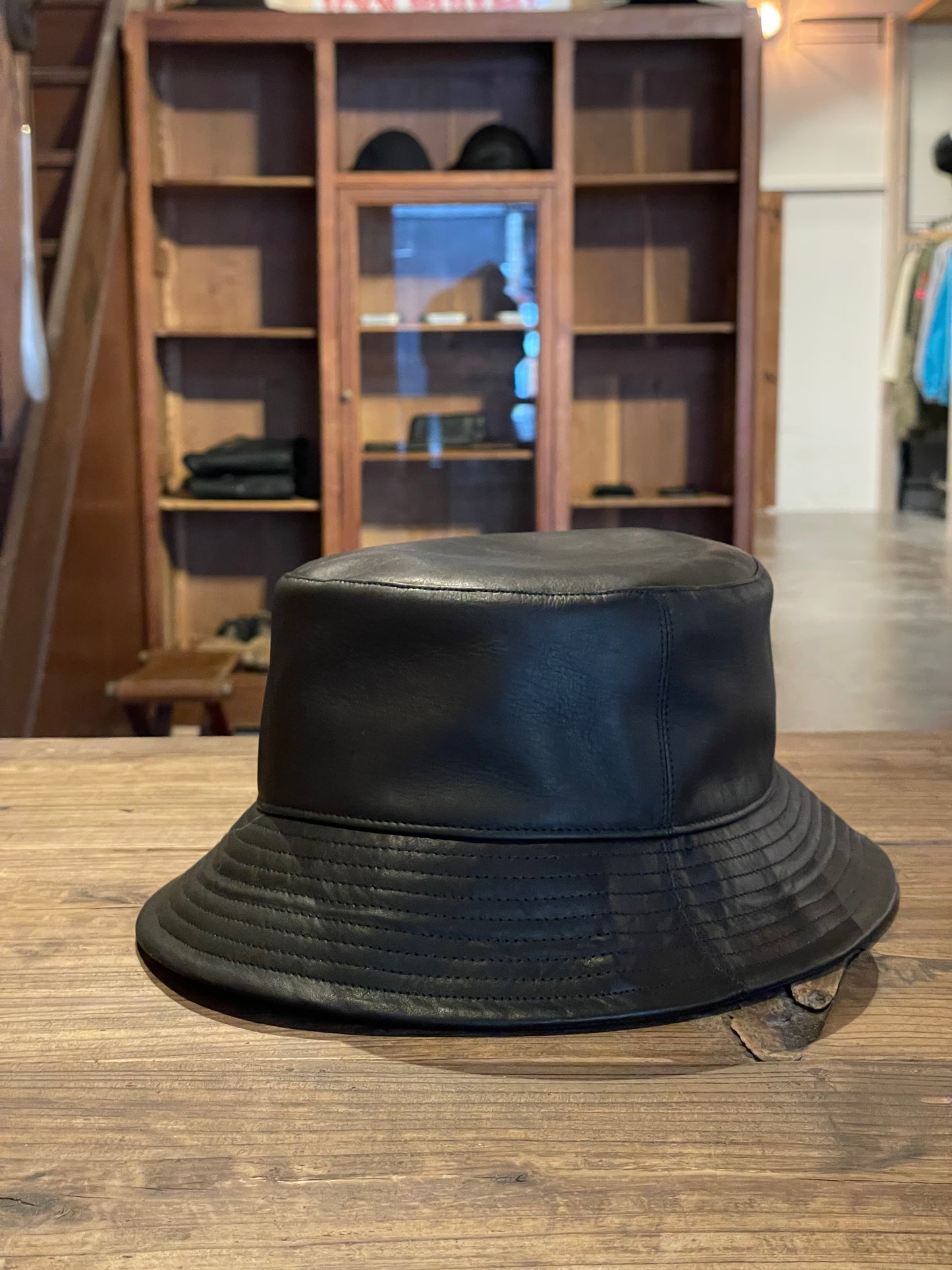 ISAMUKATAYAMA BACKLASH MONOCHROME LUXURY STEER BUCKET HAT