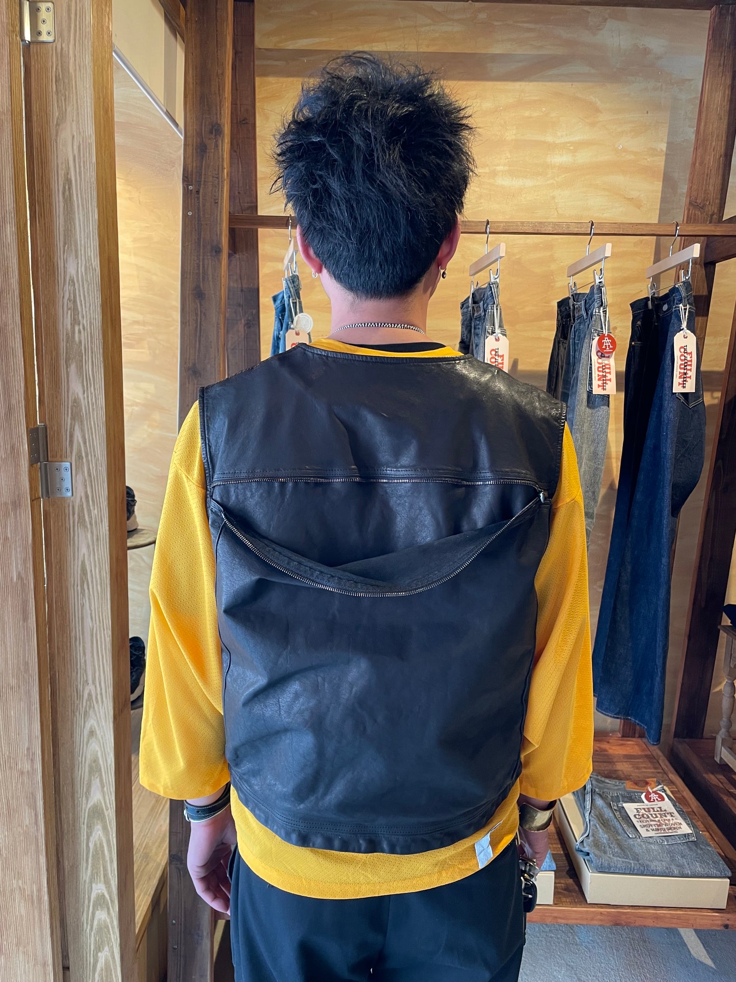 ISAMUKATAYAMA  BACKLASH JAPAN STEER WHITE+MIMOSA/TANNED
 “GARMENT-DYED”  VEST