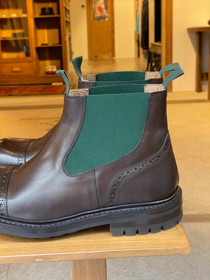 QUILP by Tricker's
Espresso Burnished Elastic Gusset Boots