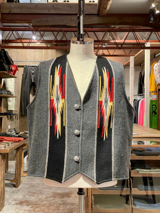 CENTINELA TRADITIONAL ARTS CHIMAYO VEST