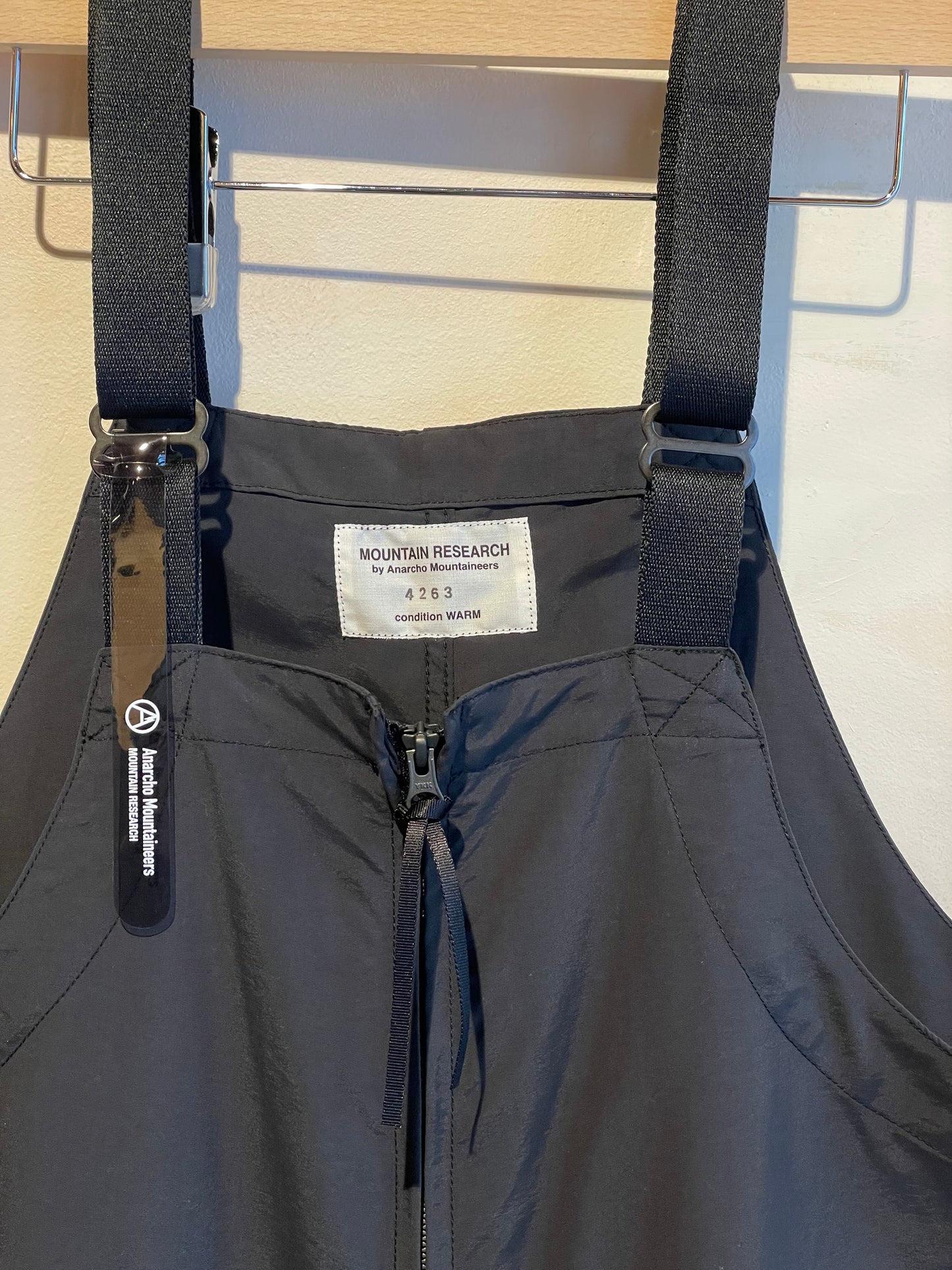 MOUNTAIN RESEARCH Three