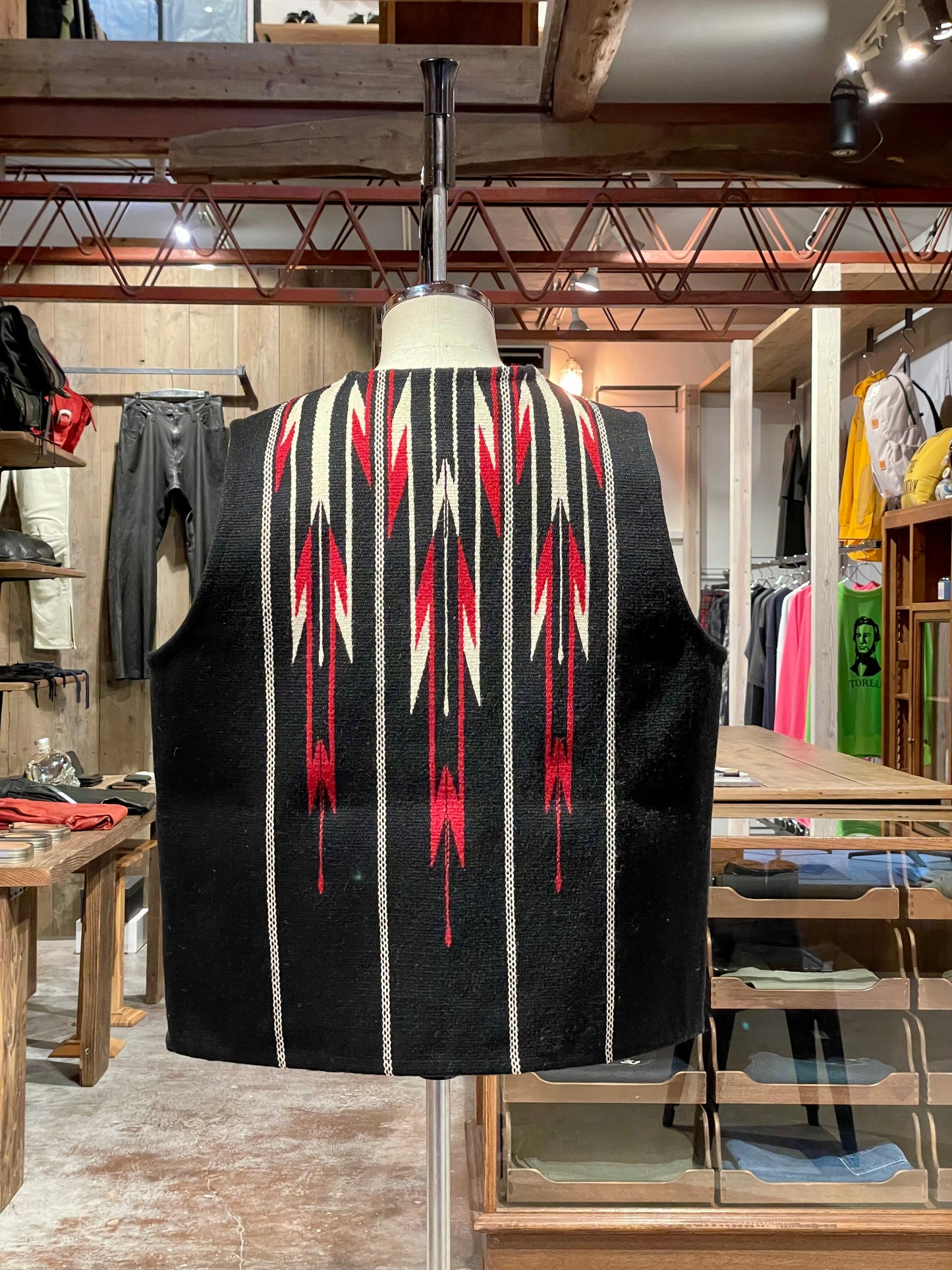 CENTINELA TRADITIONAL ARTS CHIMAYO VEST