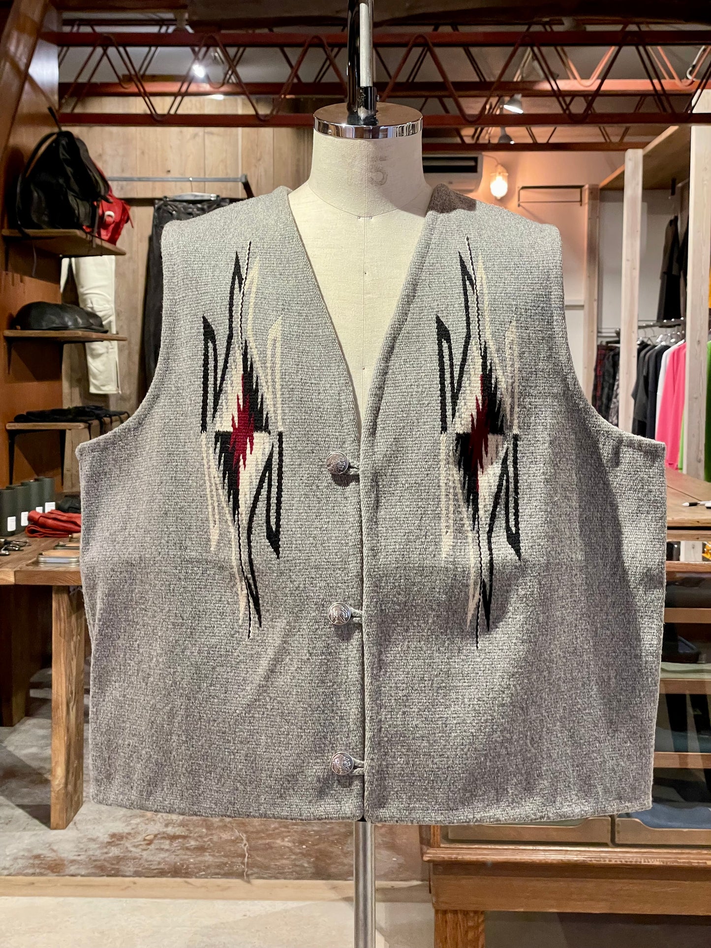 CENTINELA TRADITIONAL ARTS CHIMAYO VEST