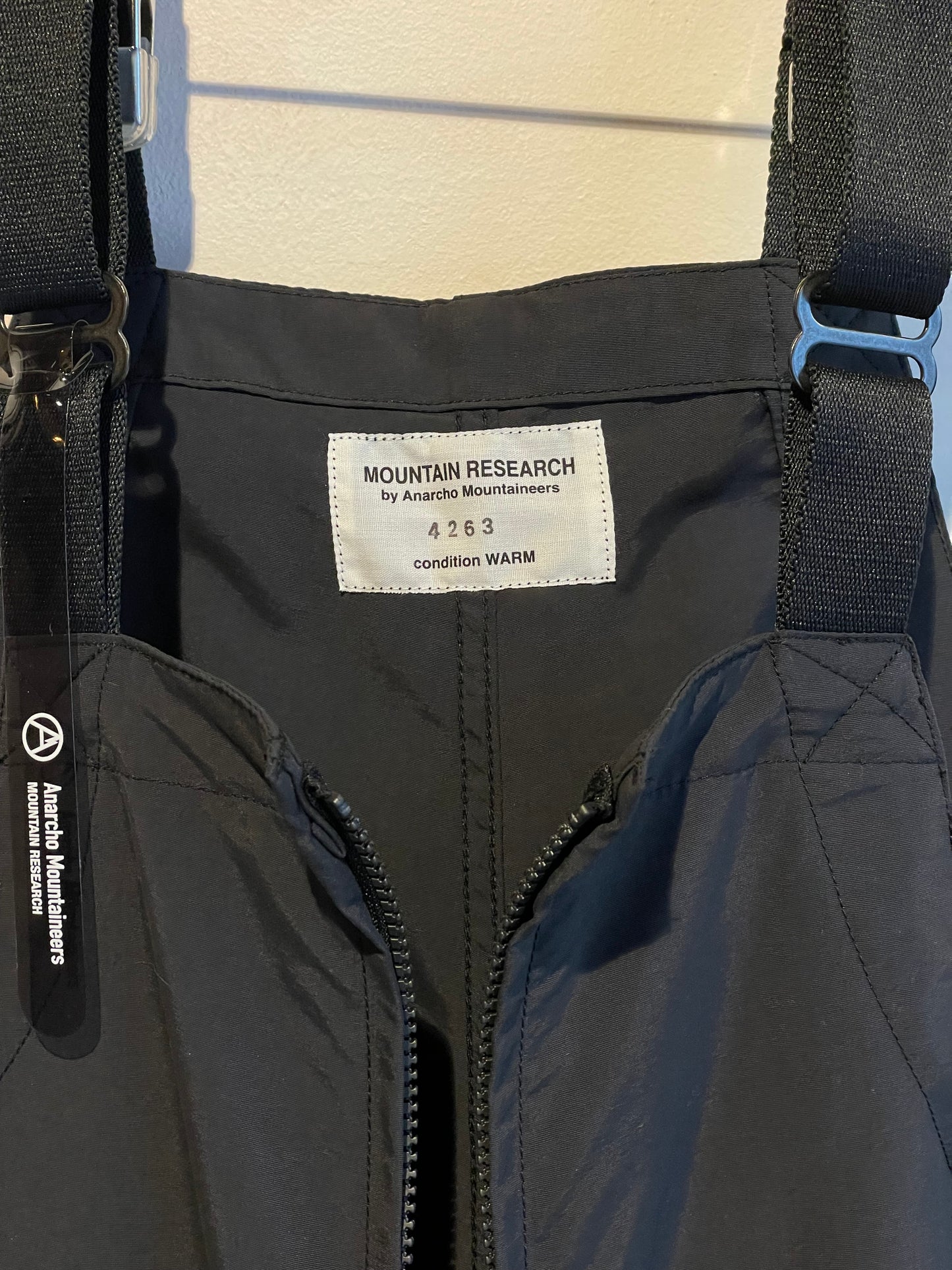 MOUNTAIN RESEARCH Three