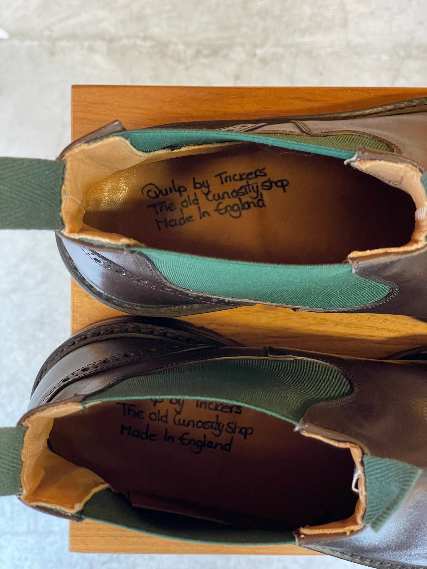 QUILP by Tricker's
Espresso Burnished Elastic Gusset Boots