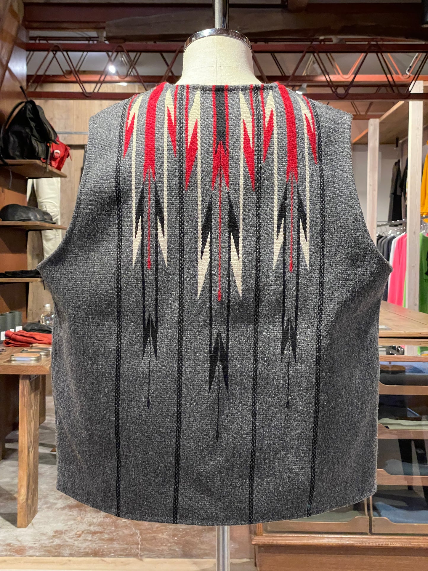 CENTINELA TRADITIONAL ARTS CHIMAYO VEST