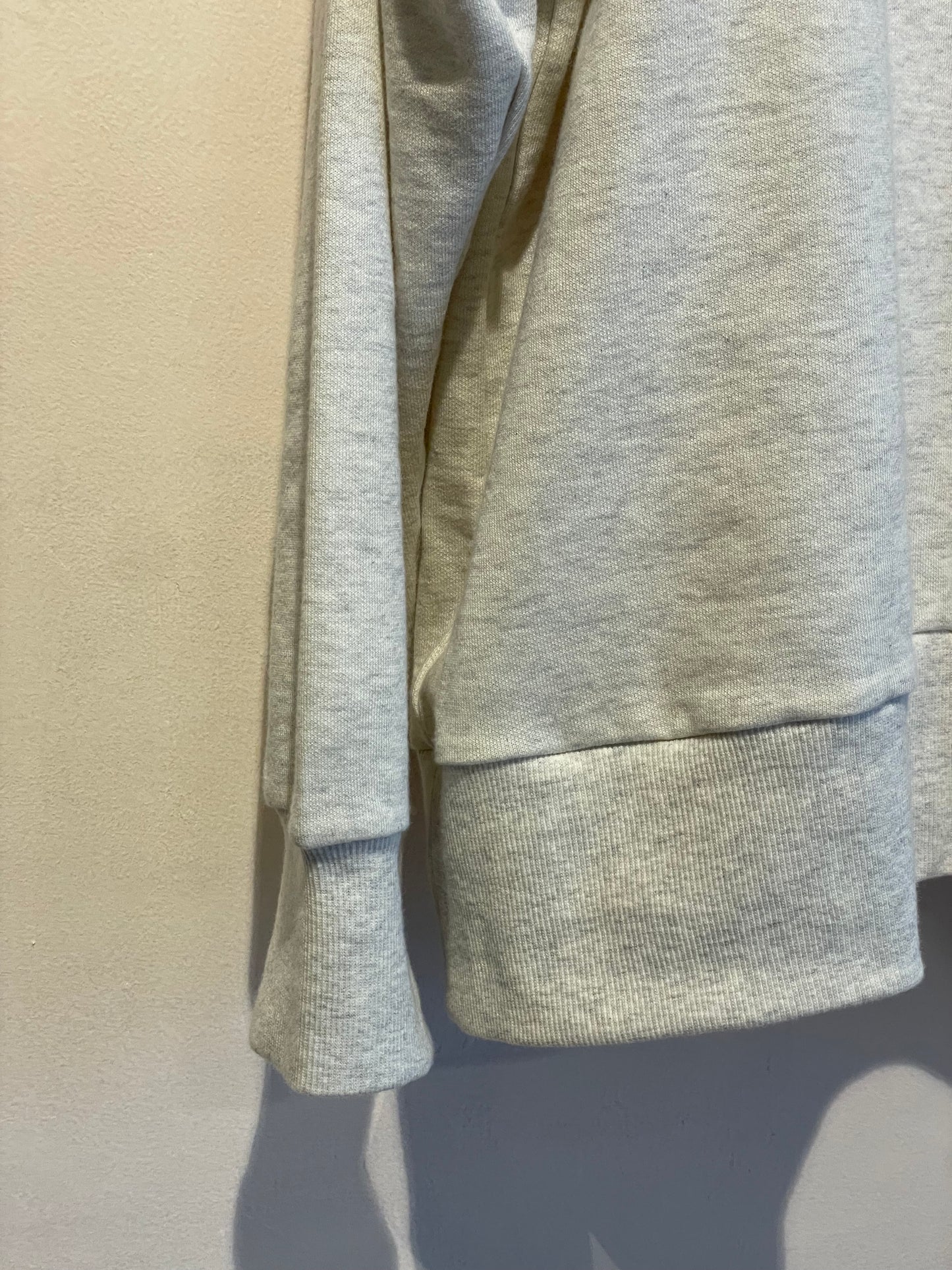 H.UNIT®︎ H print sweat