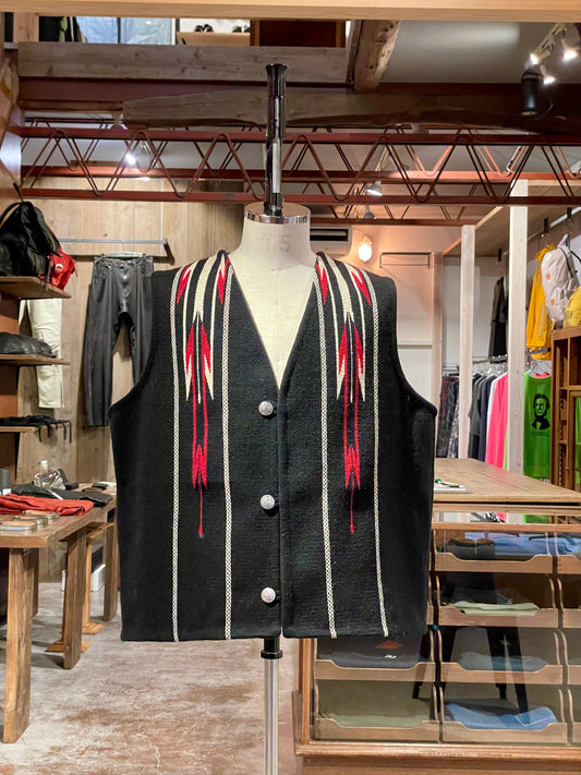 CENTINELA TRADITIONAL ARTS CHIMAYO VEST