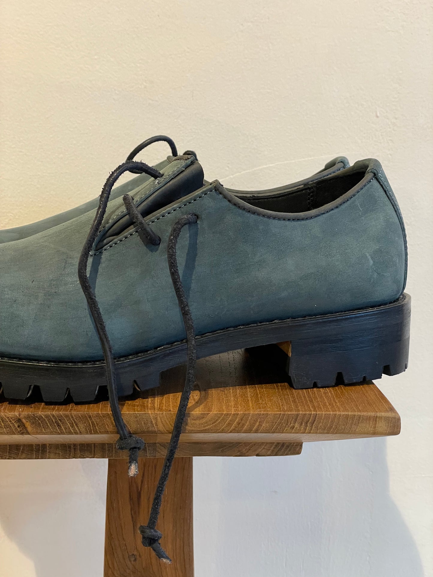 NORIEI
SIDE LACE SHOES (UNFINISHED OILED CORDOVAN)