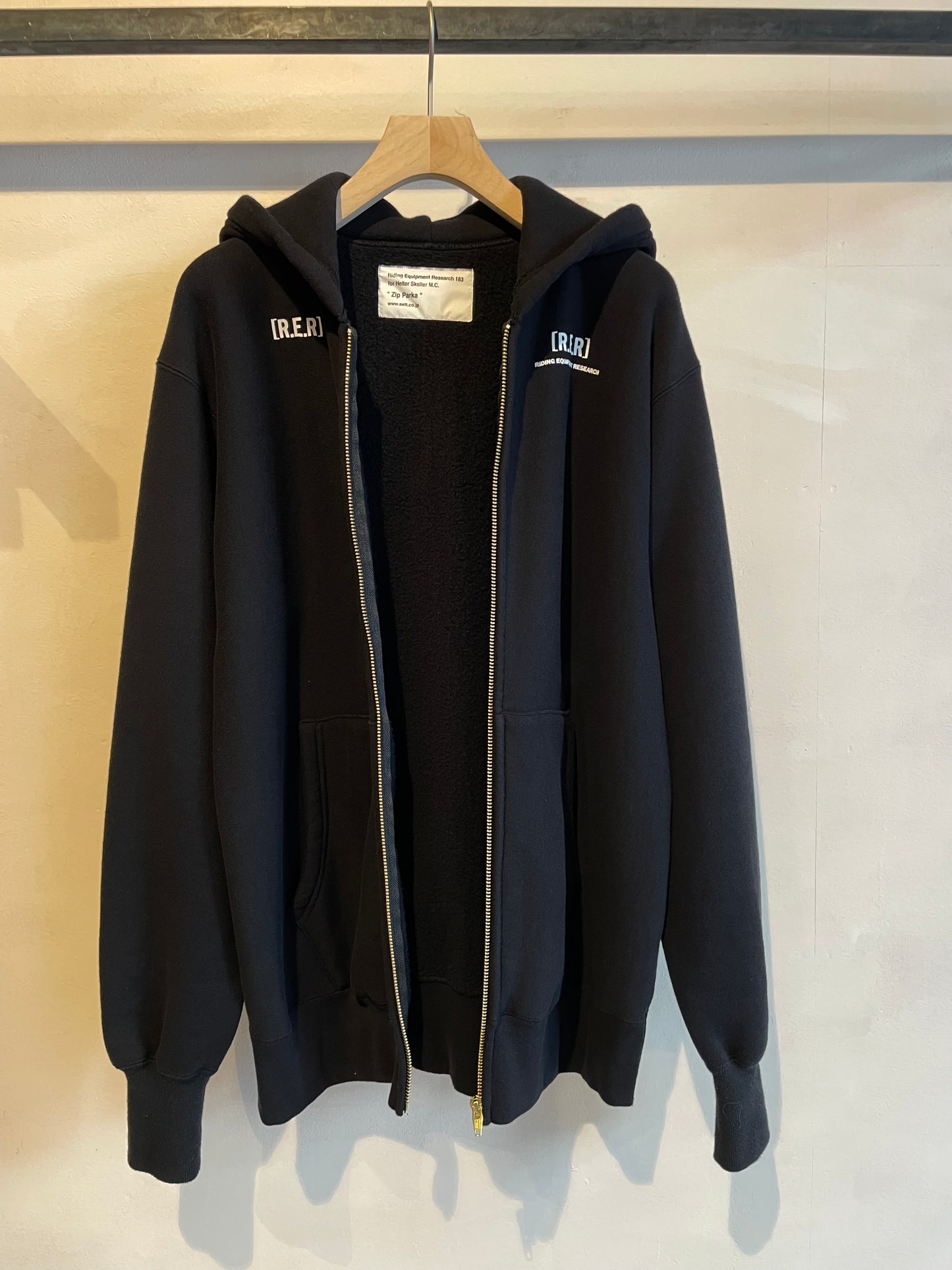 RER183 ZIP PARKA